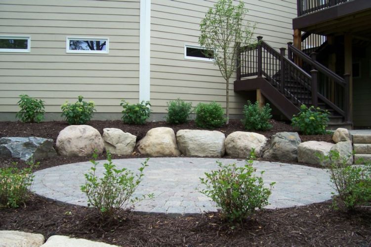 Patio 28